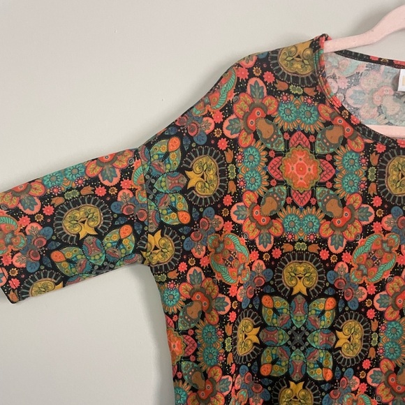 Bright Paisley Lularoe Irma - Picture 2 of 7